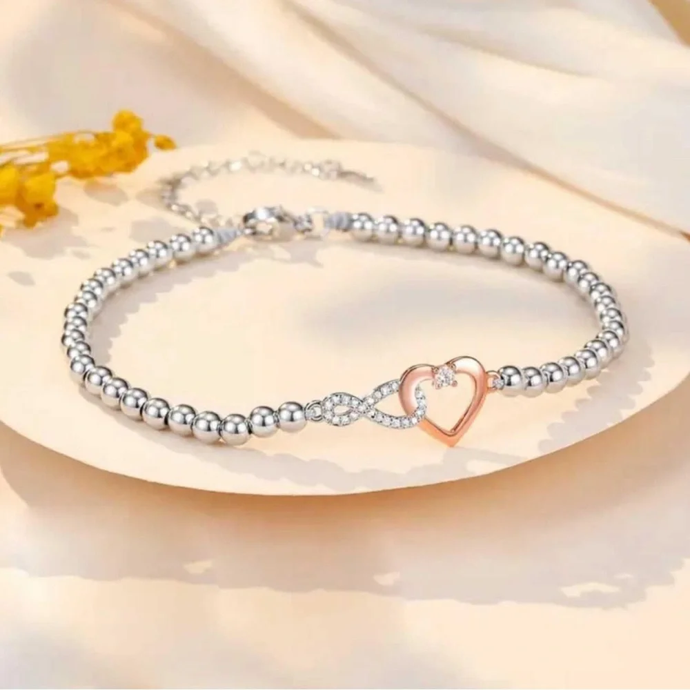 NWT “Mother &‎ Daughter” beautiful bracelet